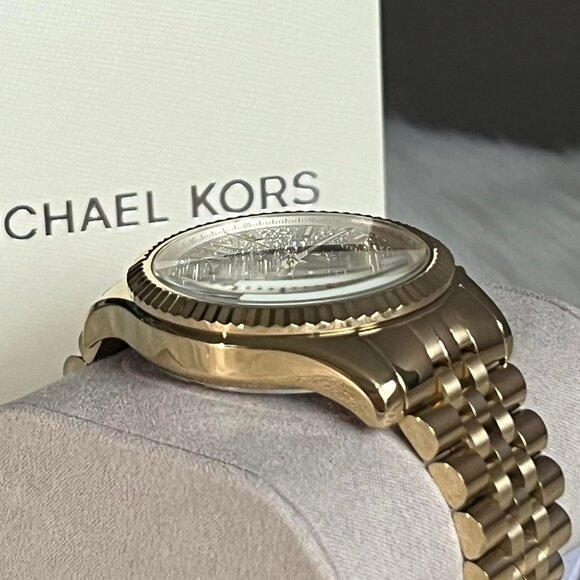 Michael Kors Oversized Lexington Gold-Tone Watch – Brand New (MK8494) - Picture 5 of 11